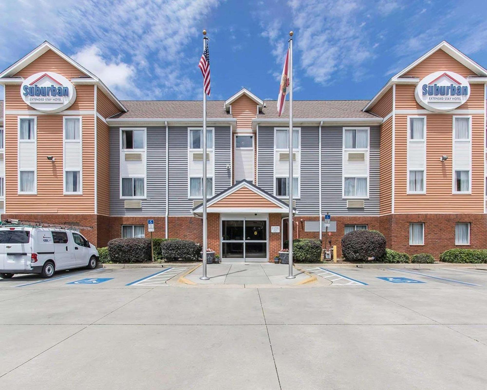 Suburban Extended Stay Hotel Naval Base Area Warrington Buitenkant foto